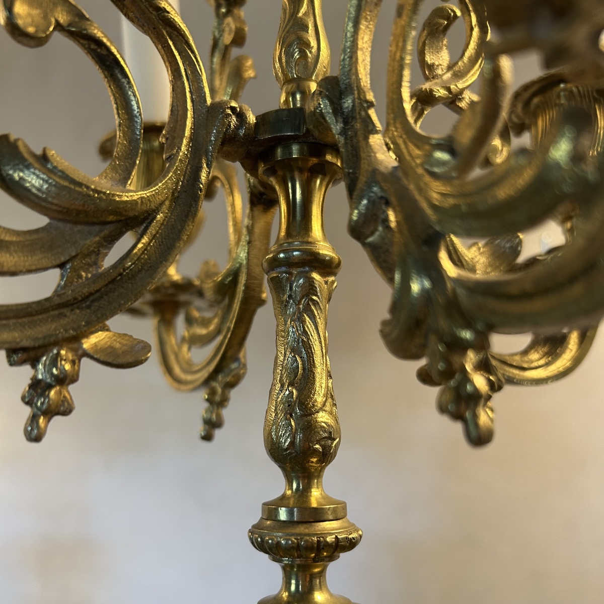 Paire de candélabres ou chandeliers de style Louis XV - Epoque  Napoléon III-photo-4