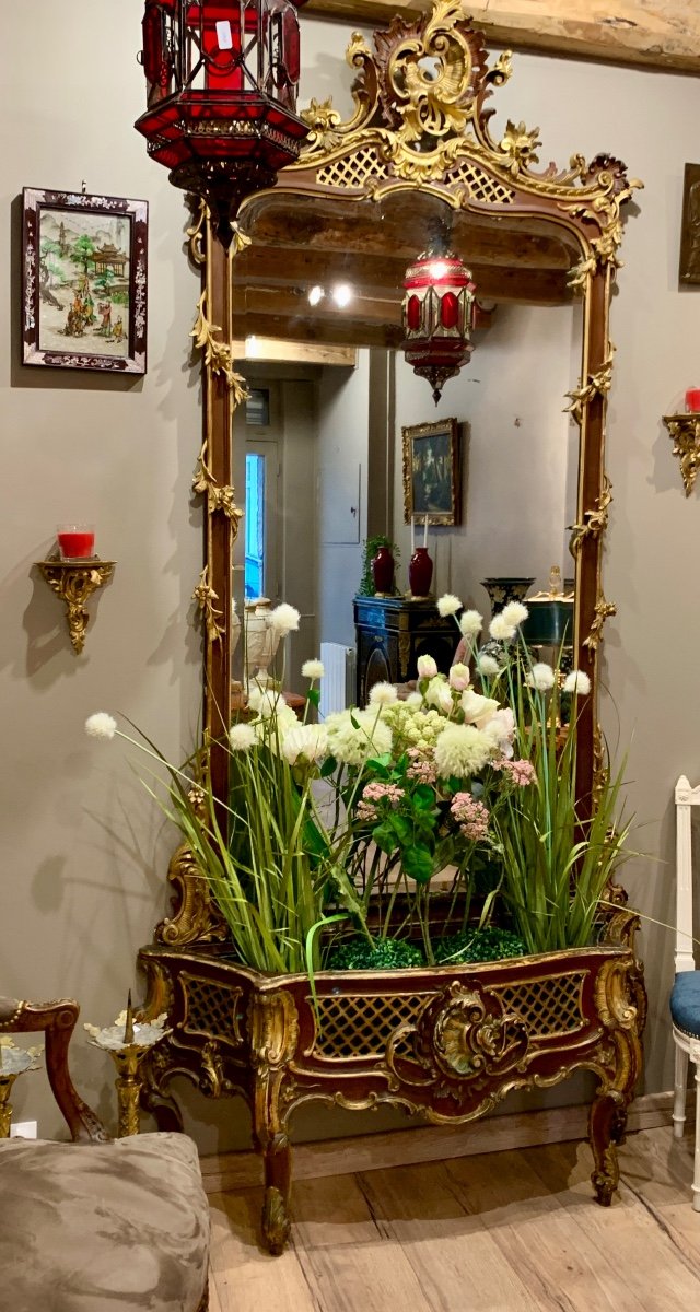 Wooden Mirror And Its 19th Century Planter