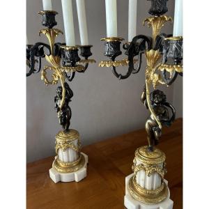 Paire de Candélabres aux Putti en Bronze - XIXème Siècle