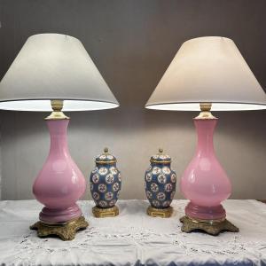 Paire de Lampes en Opaline Rose  XIXème Siècle 