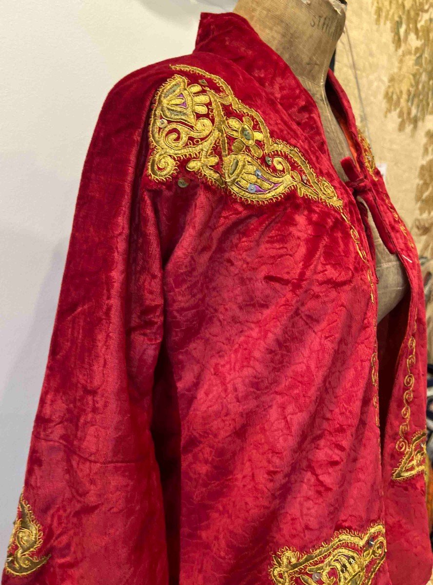 19th Century Italian Red Velvet Waistcoat Embroidered With Floral Decoration - N° 1214-photo-3