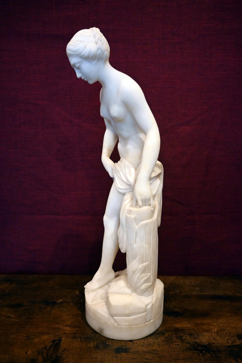 White Marble Statuette – Modern School – Venus At The Bath (or The Bather) – No. 1707-photo-3