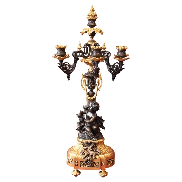 Candélabre à Six Bras de Lumière en Bronze Patiné et Doré – Époque Napoléon III - N° 1721