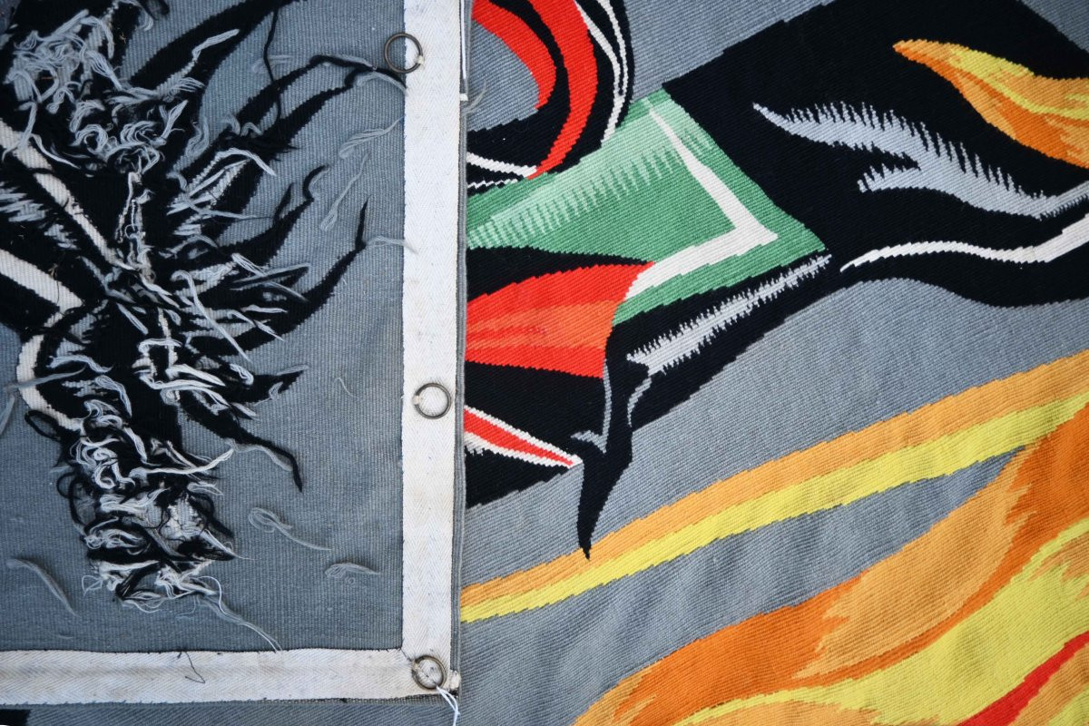 20th Century Aubusson Tapestry - -photo-8