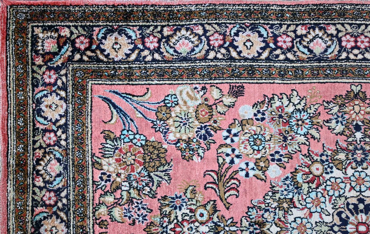 Tapis de Qom Vers 1980 - Entièrement en soie – Époque du Shah d'Iran - N° ref : 1668-photo-2