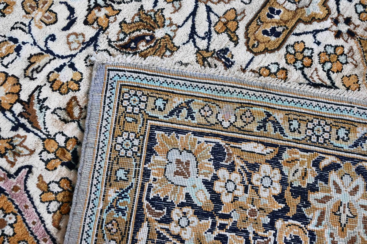 Tapis Du Ghoum Entierment En Soie, Fait Main, Vers 1980, N° 746-photo-1