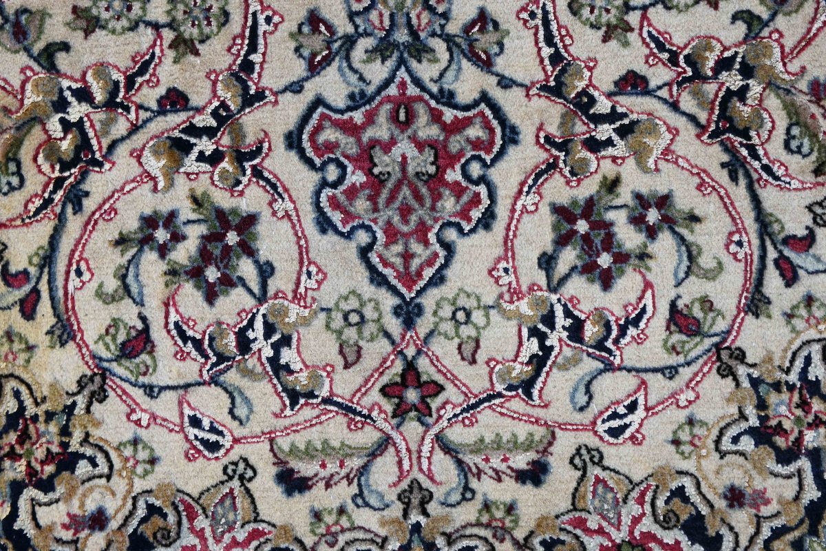 Rare Signed Persian Rug From Isfahan – Wool And Silk – Shah Era, Circa 1970 – No. 1705-photo-4