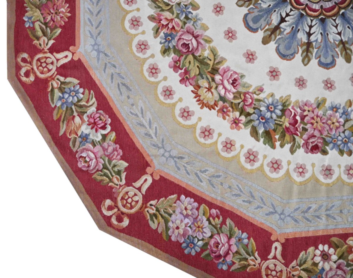 Polygonal Rug From The Aubusson Manufactory, Circa 1950 — 2.46 M × 2.53 M - No. 1407-photo-3