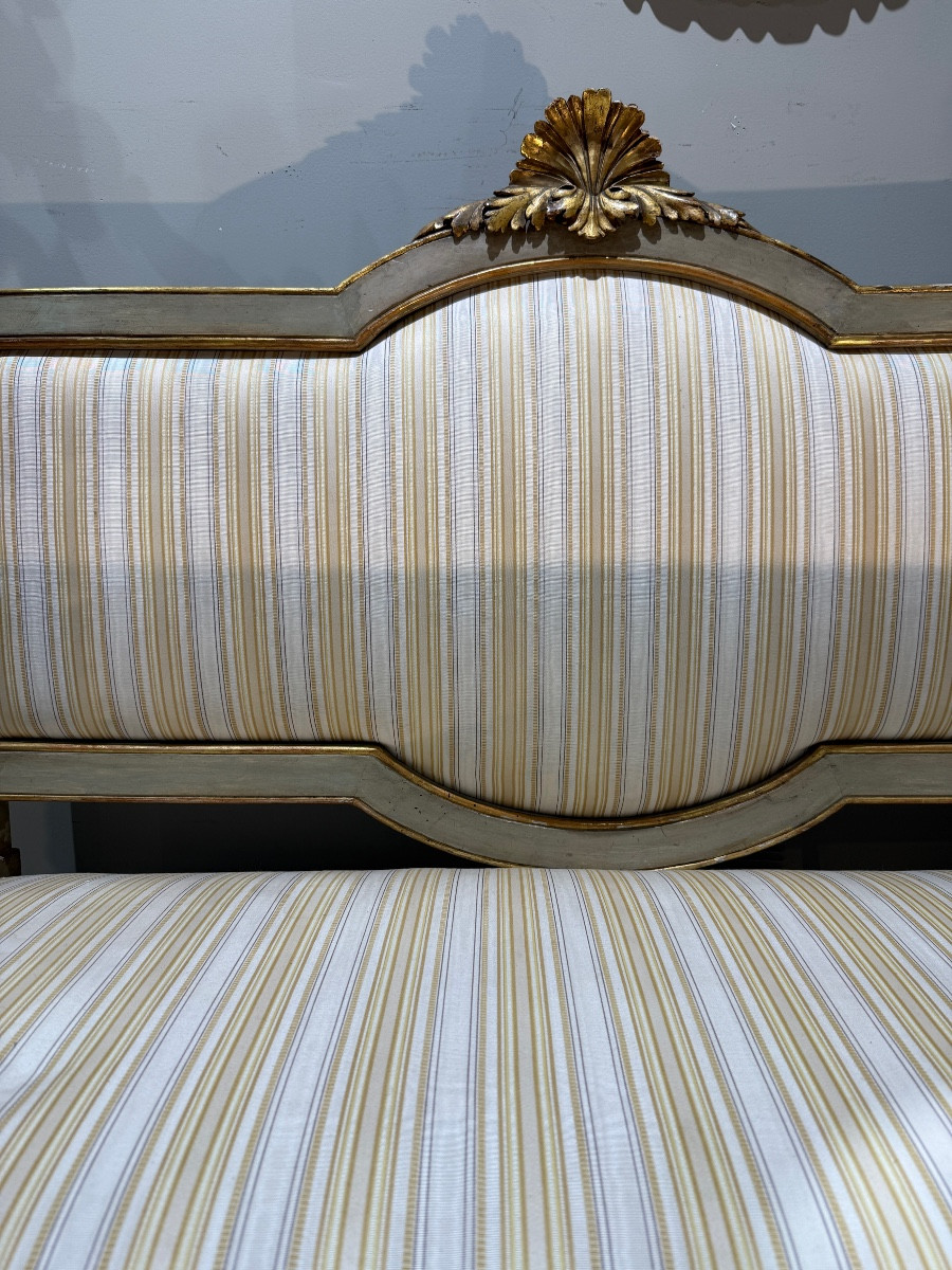 Italian Sofa With 18th Century Frame-photo-2