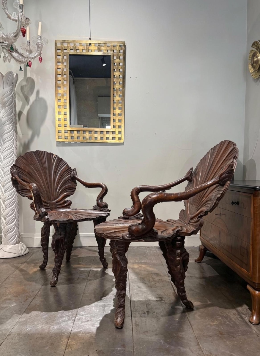 Pair Of Grotto Venice Armchairs, 19th Century 