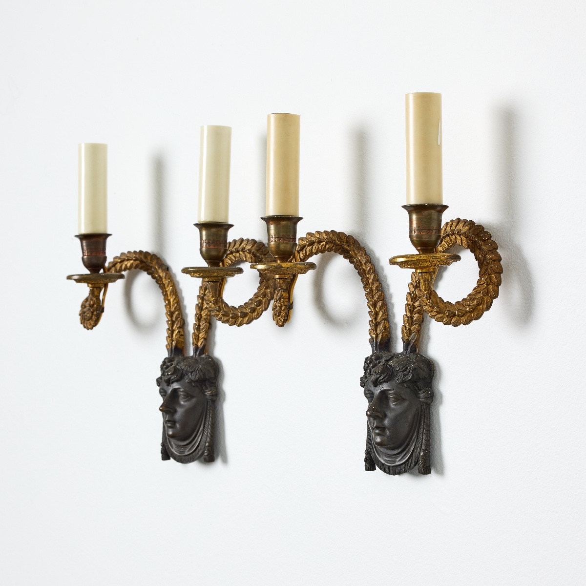 Paire d appliqués en bronze Suede 19eme -photo-2