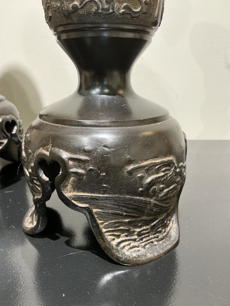 Paire de bougeoirs en bronze Japon circa 1940-photo-1