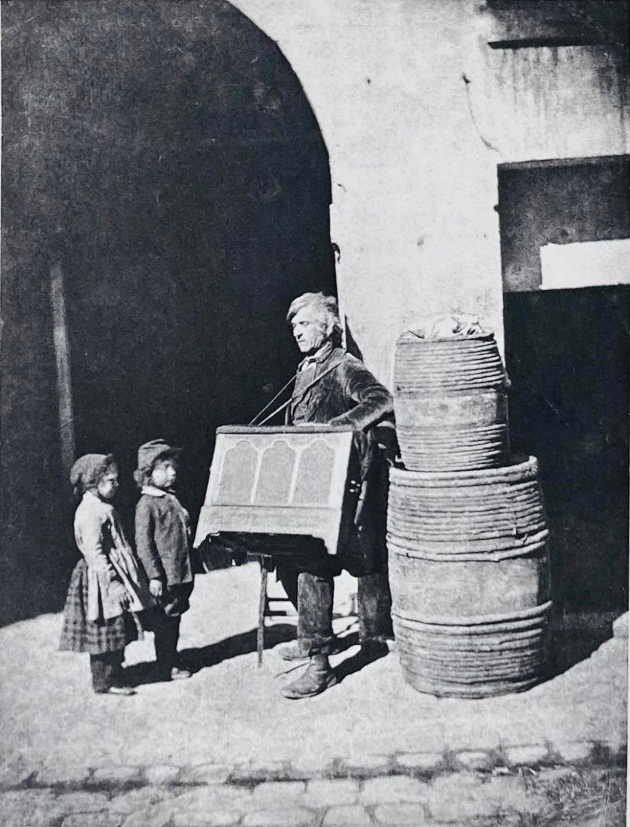 Charles Nègre, Le Joueur D’orgue Et Deux Enfants, Vers 1853