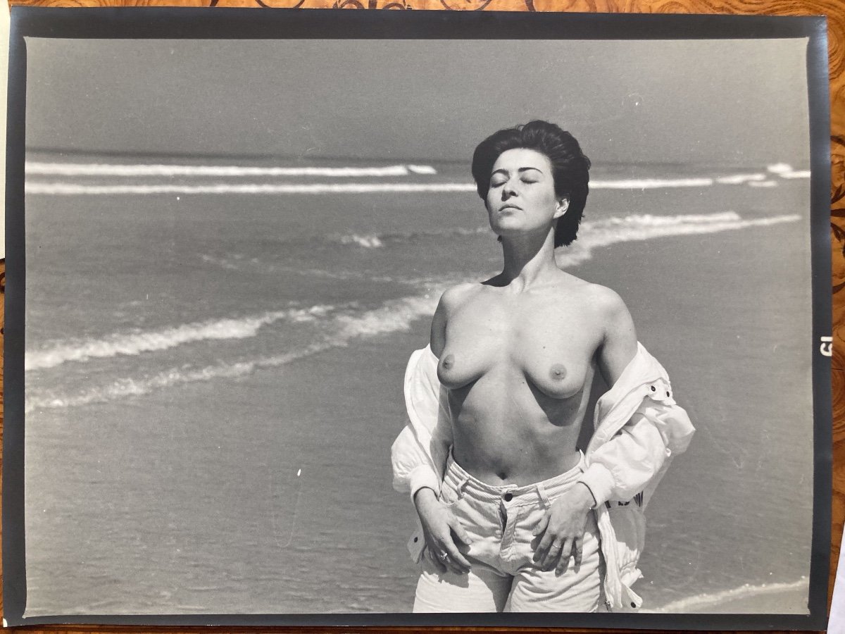 Pierre Brochet, Woman On The Beach-photo-2