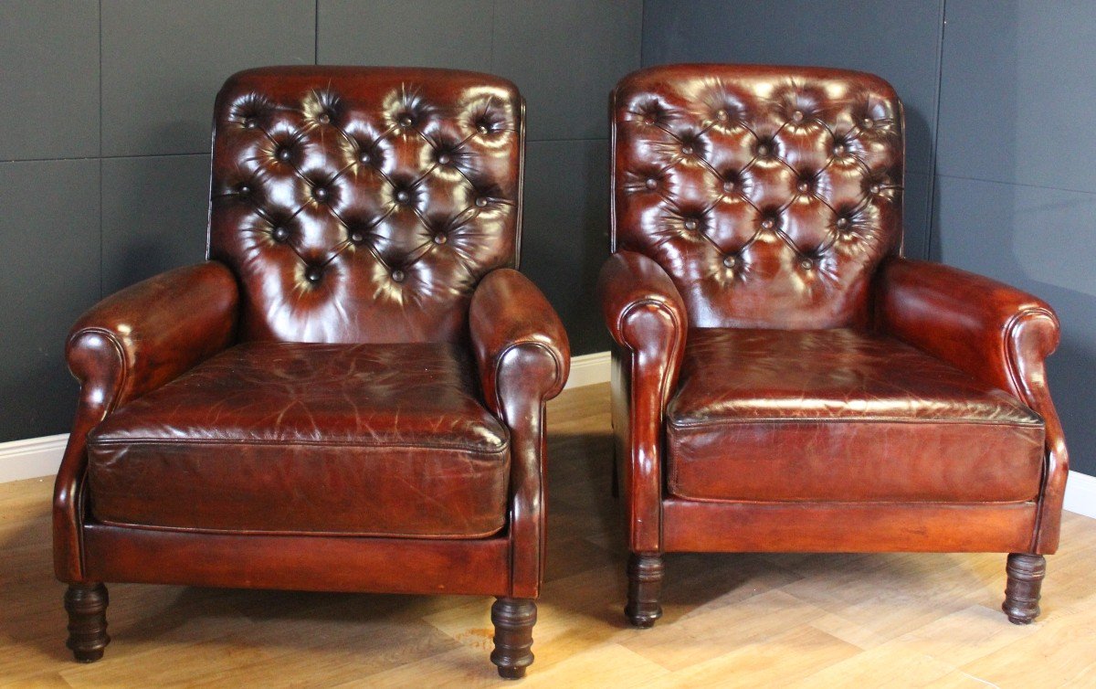 Paire de fauteuils en cuir restaurés de Château de Beauchêne à Saint-Saturnin-du-Limet, Mayenne-photo-3