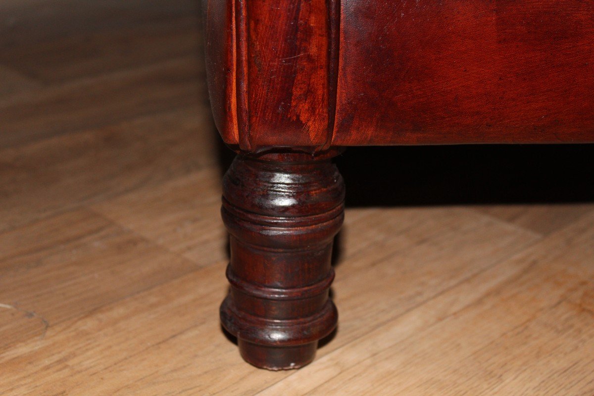 Restored Leather Clubchairs From Château De Beauchêne In Saint-saturnin-du-limet, Mayenne-photo-3