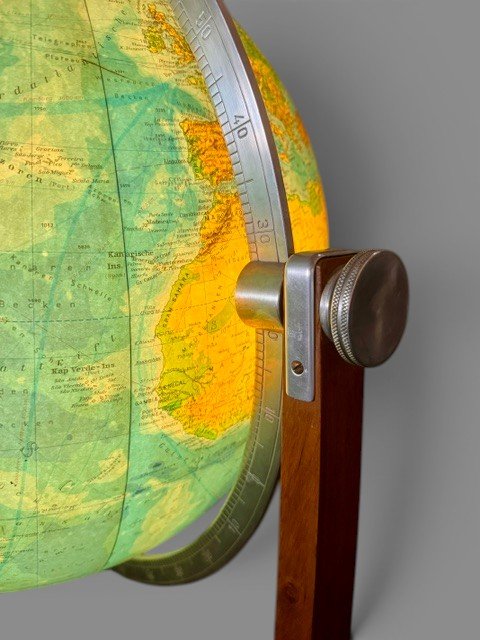 Hand-blown Illumintaed Crystal Globe - Circa 1967 - “columbus Duo Harmonie” -photo-6