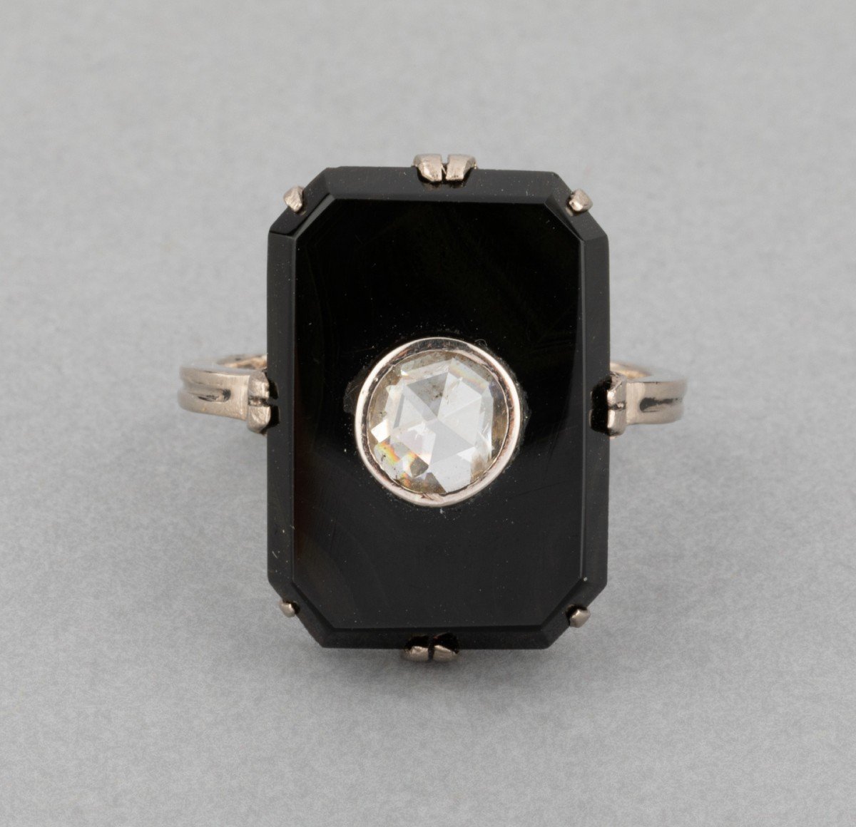 Proantic: Ring In Rose Gold, Onyx And Small Diamond, Art Deco,1930/40