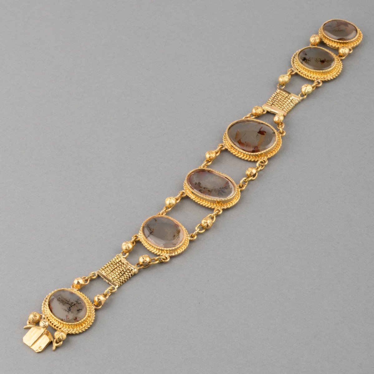 19th Bracelet In Gold And Agate