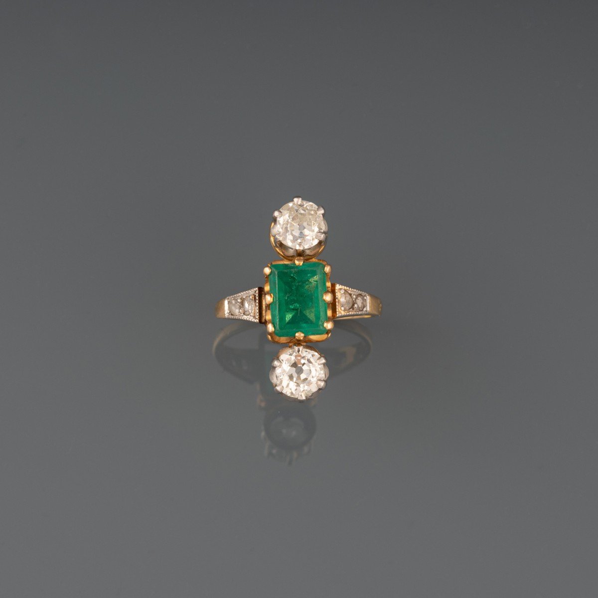 Bague Ancienne En Or 1.20 Carats De Diamants Et 1.50 Carats d'Emeraude-photo-4