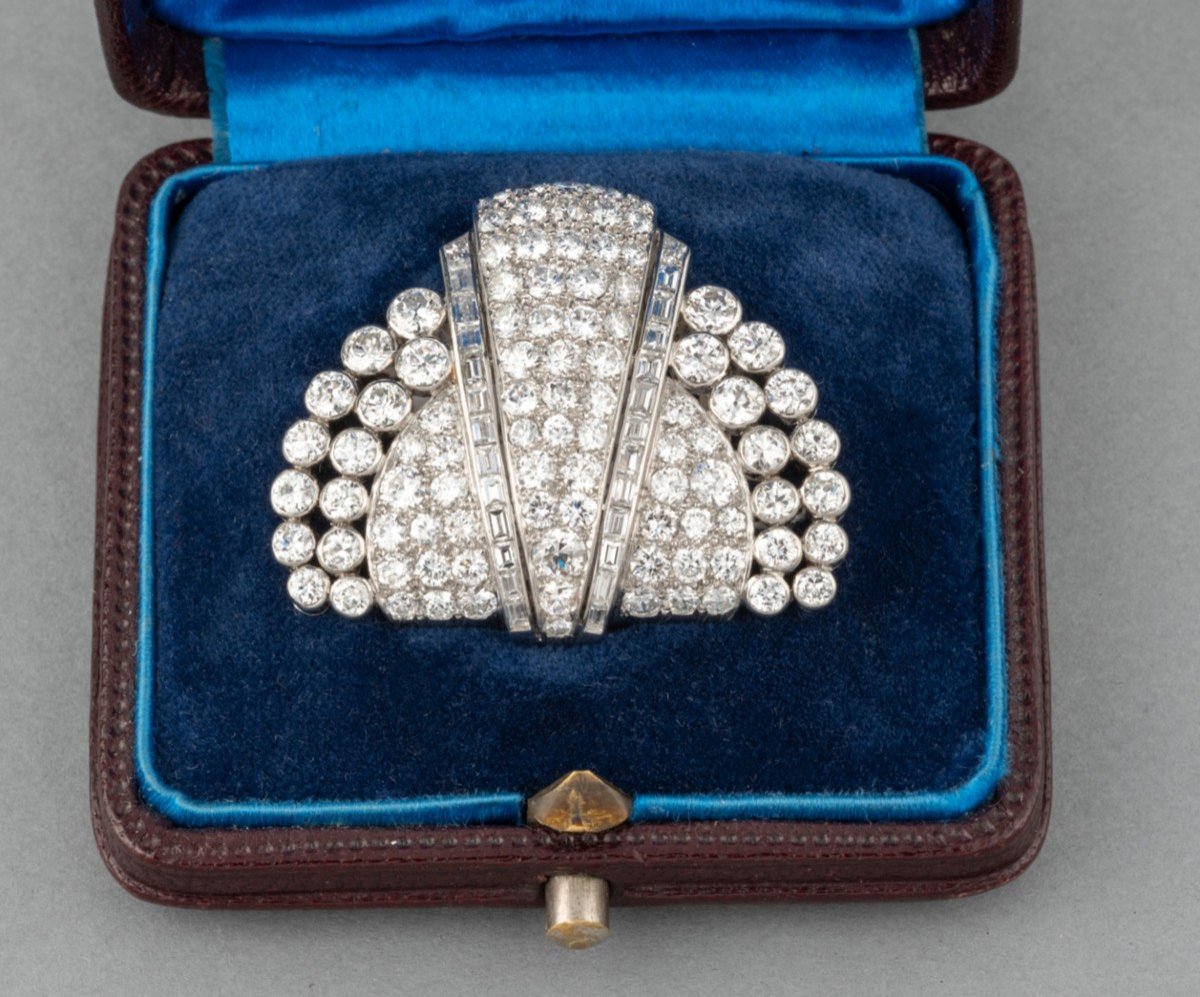Broche Clip Française Art Déco En Platine Et Diamants