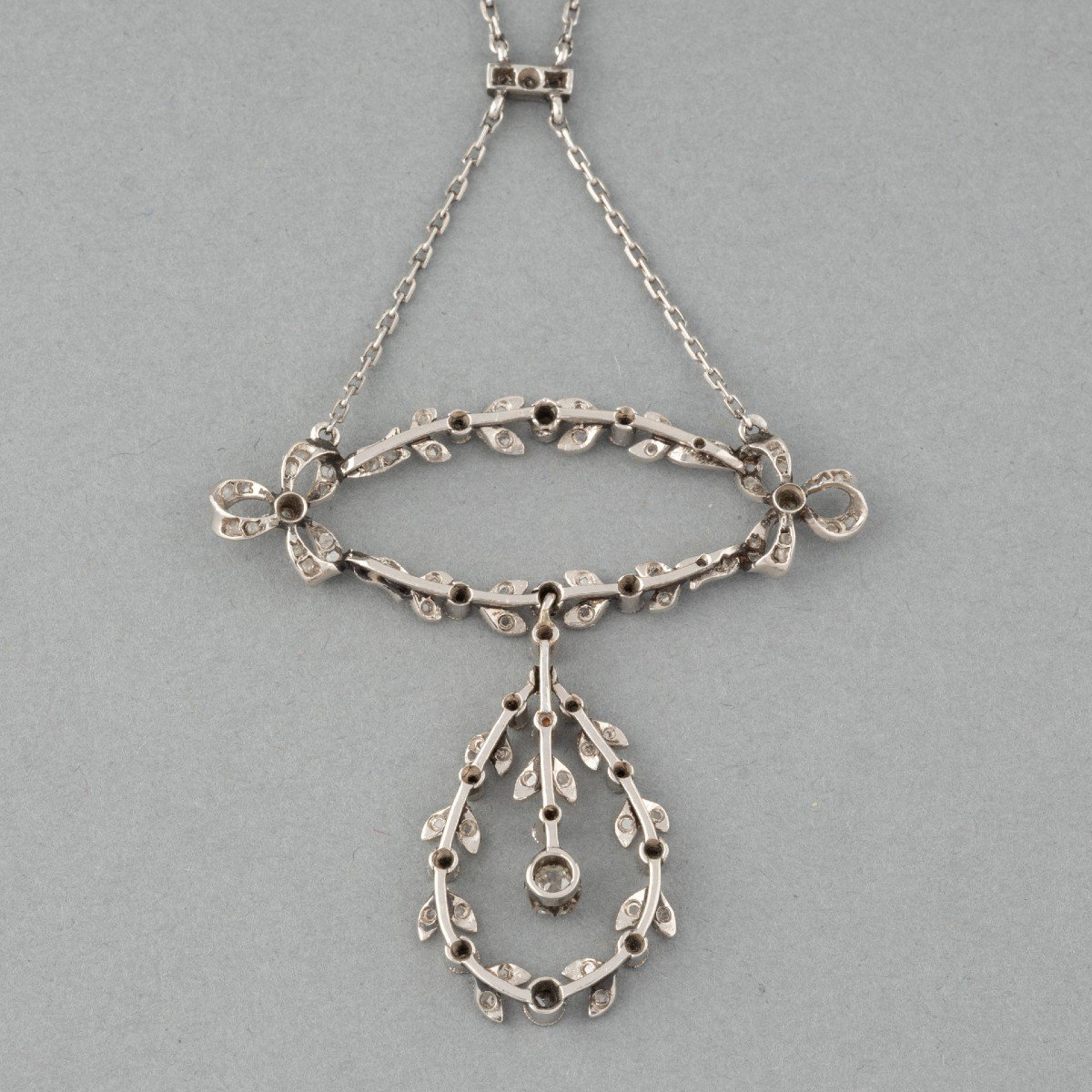Collier Pendentif Français Belle Epoque En Platine Et Diamants-photo-4