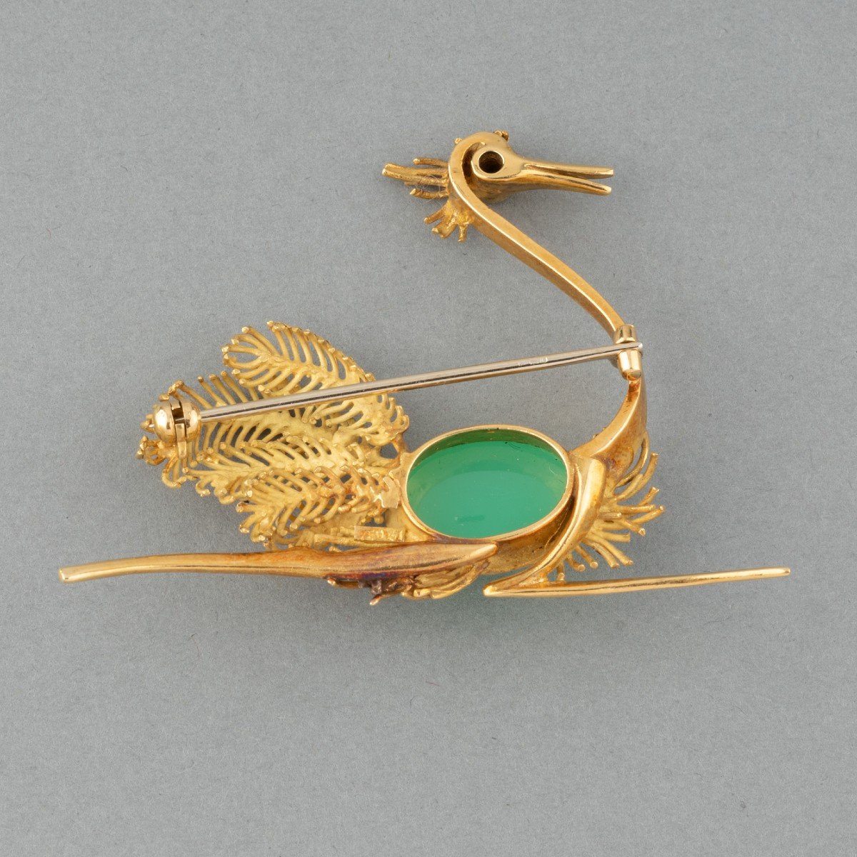 Vintage Ostrich Brooch In Gold And Green Agate-photo-3