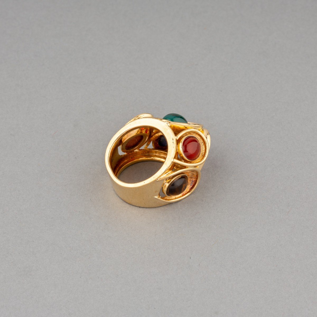 Vintage Ring In Gold And Fine Stones-photo-1