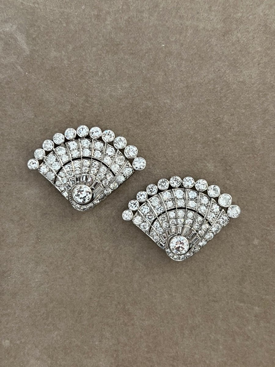 French Art Deco Double Clip Brooches In Platinum And Diamonds-photo-2