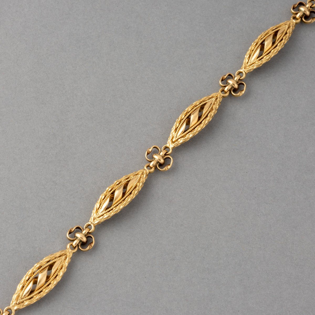 Antique French Belle Epoque Bracelet In Gold-photo-3
