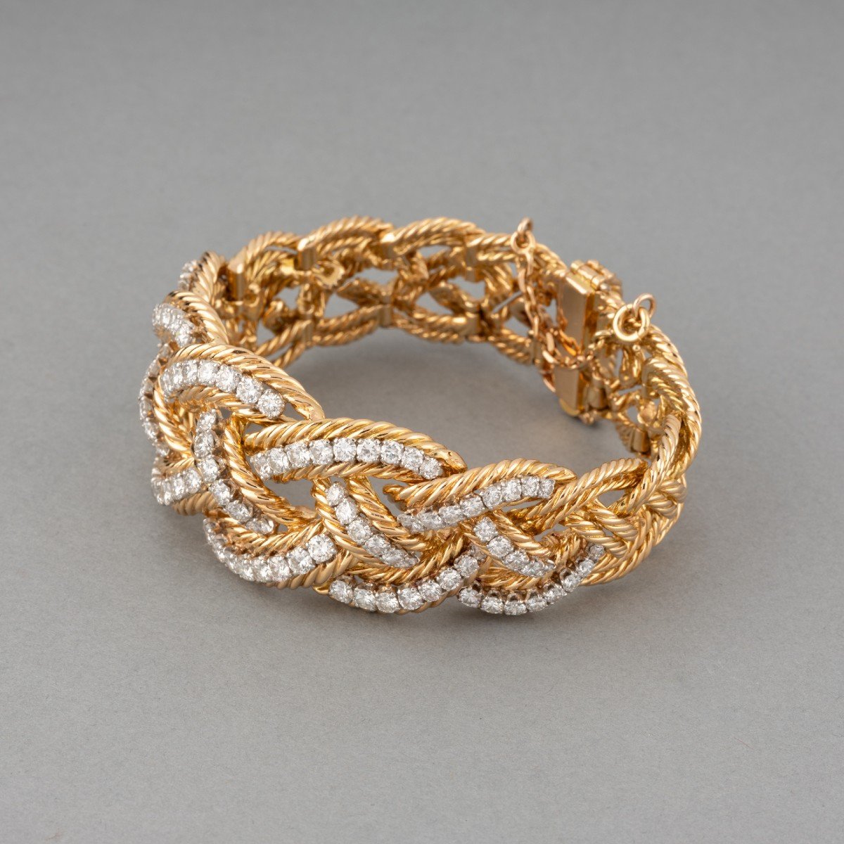 Vintage French Bracelet In Gold And 9 Carat Diamonds-photo-2
