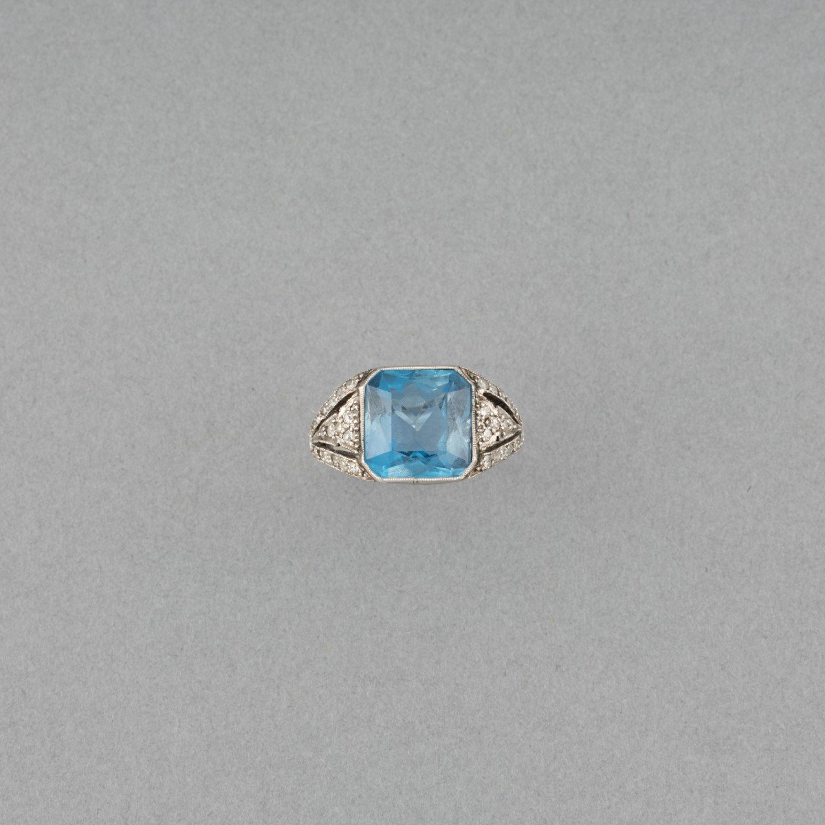 Bague Française Ancienne Art Déco En Platine Diamants Et Aigue-marine-photo-2