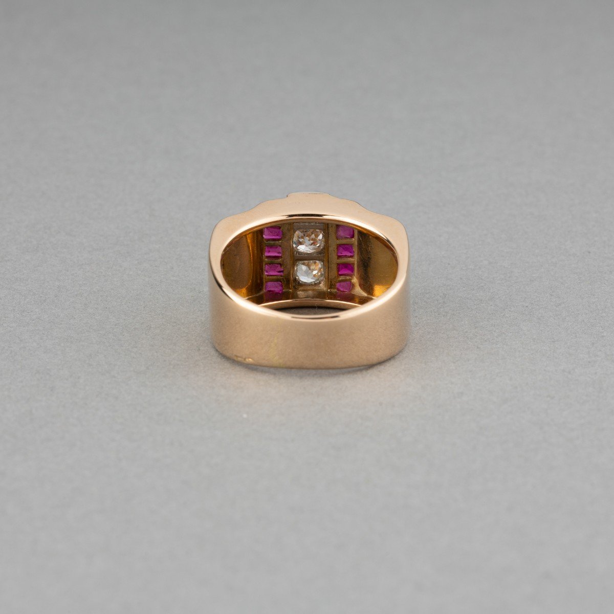 Vintage Tank Ring In Gold And Diamonds-photo-3