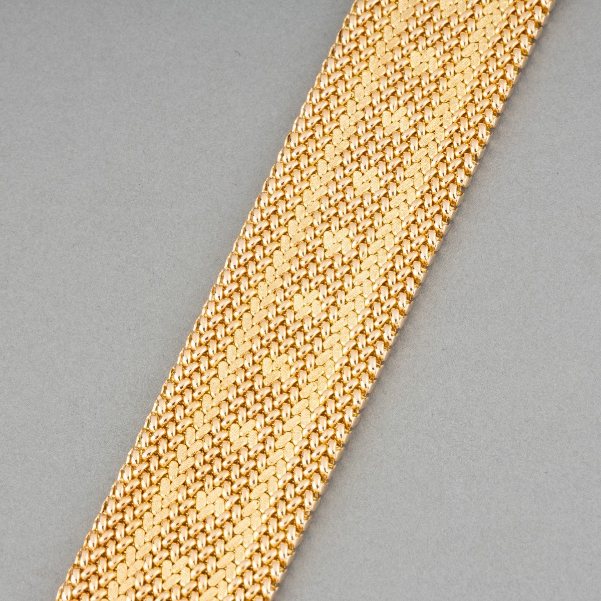 Vintage Gold Bracelet -photo-3