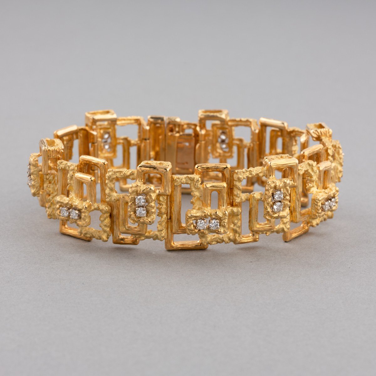French Bracelet In Gold And Diamonds 70s.-photo-2