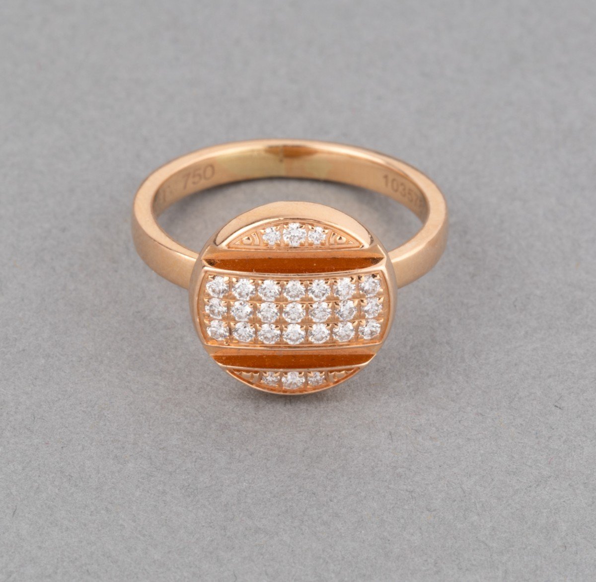 Chaumet Vintage Ring In Gold And Diamonds