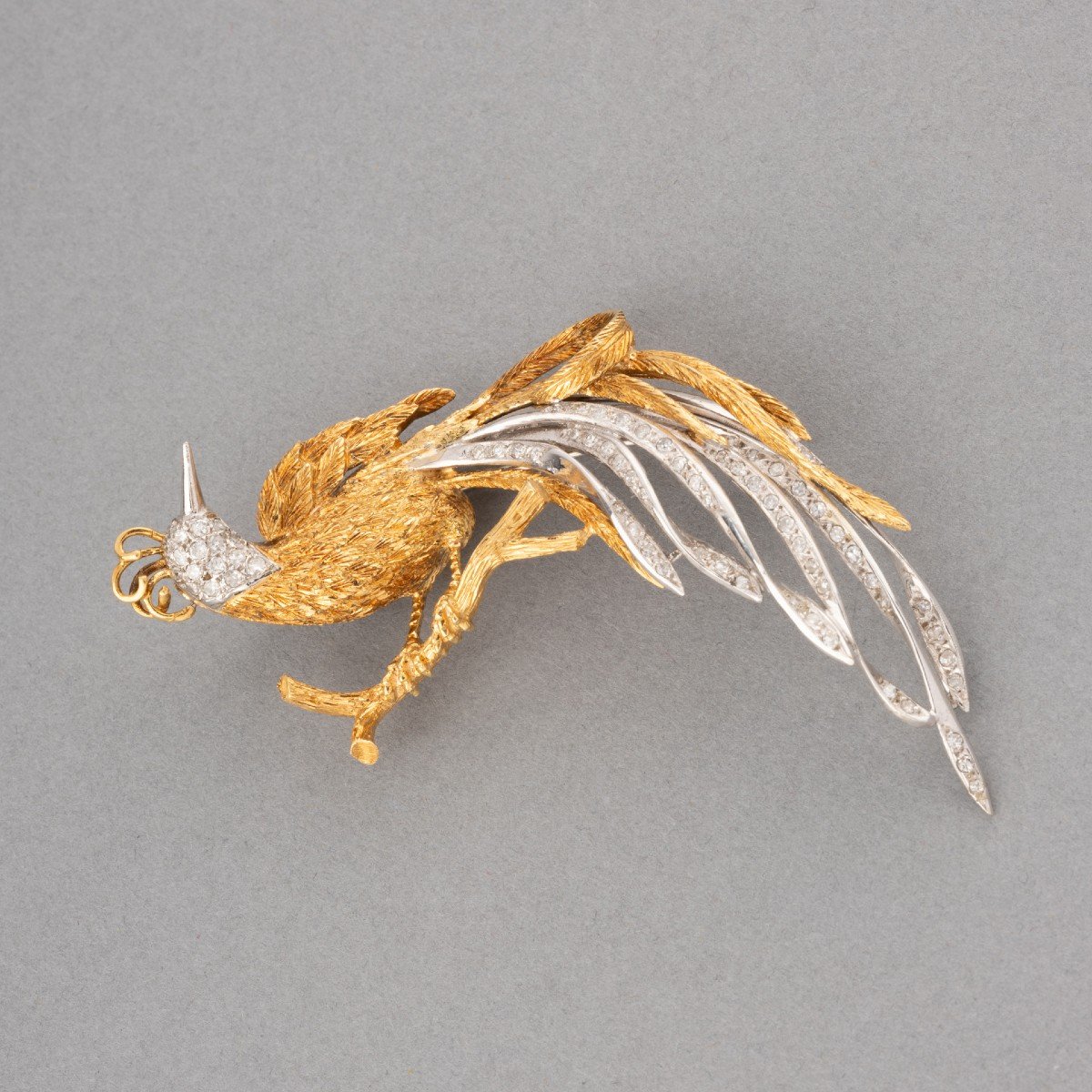 Vintage Gold And Diamond Bird Brooch-photo-3