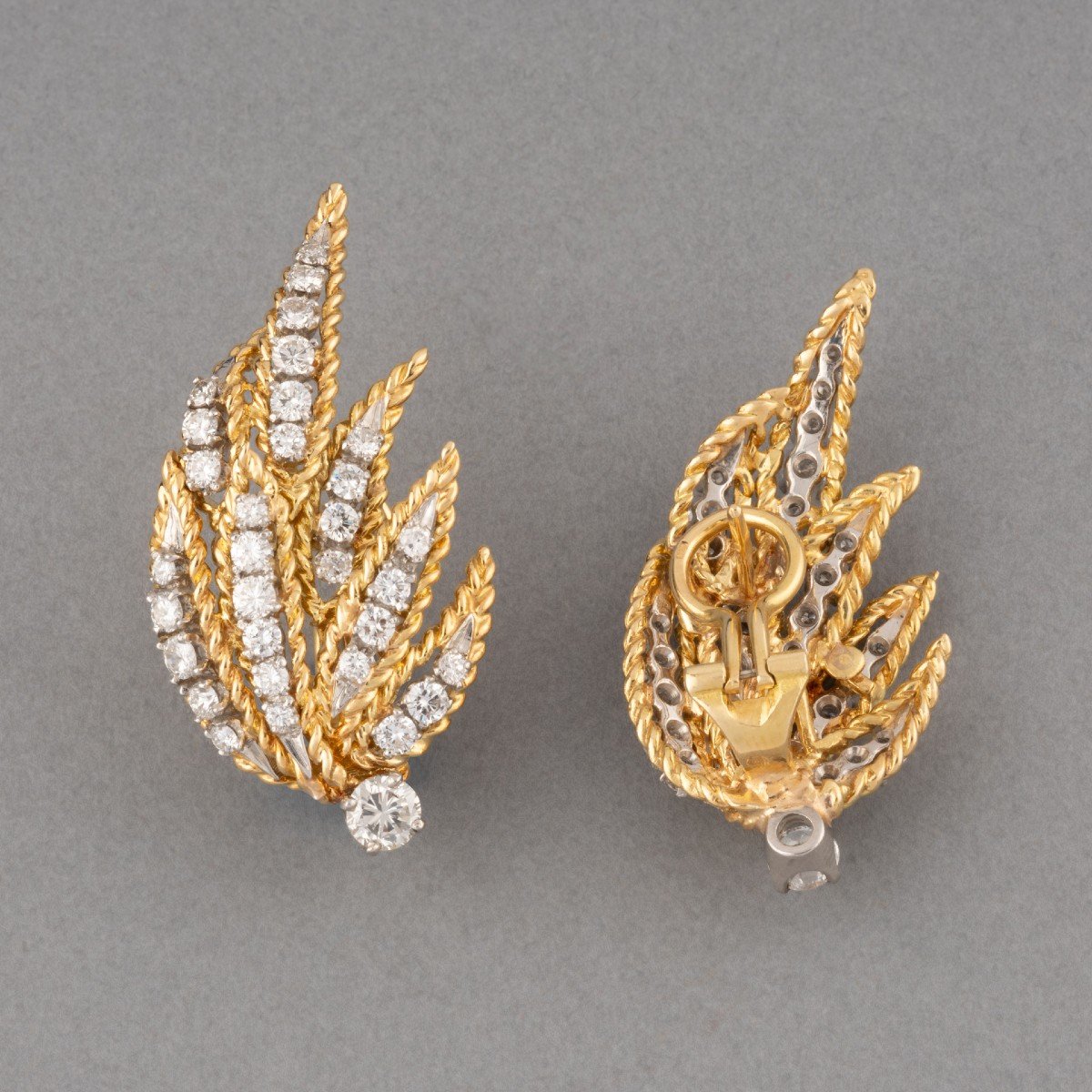 Paire De Clips d'Oreilles Français Vintage En Or Et Diamants-photo-3