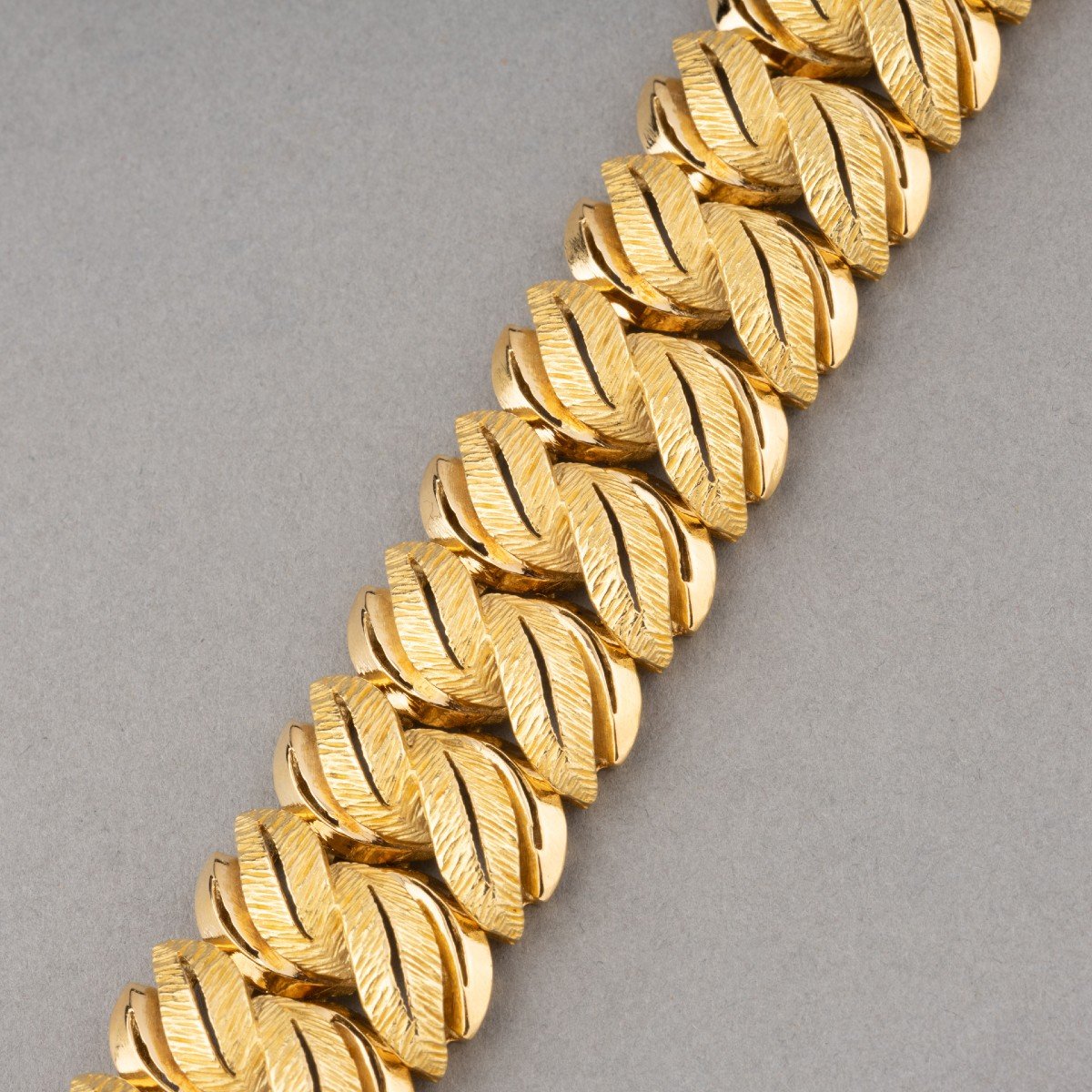 Vintage French Gold Bracelet From The 60s-photo-4