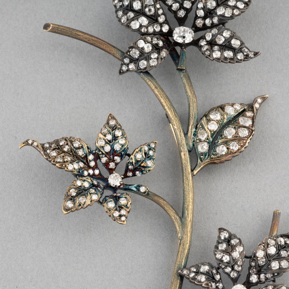 19th Century French Gold And Diamond Brooch-photo-4