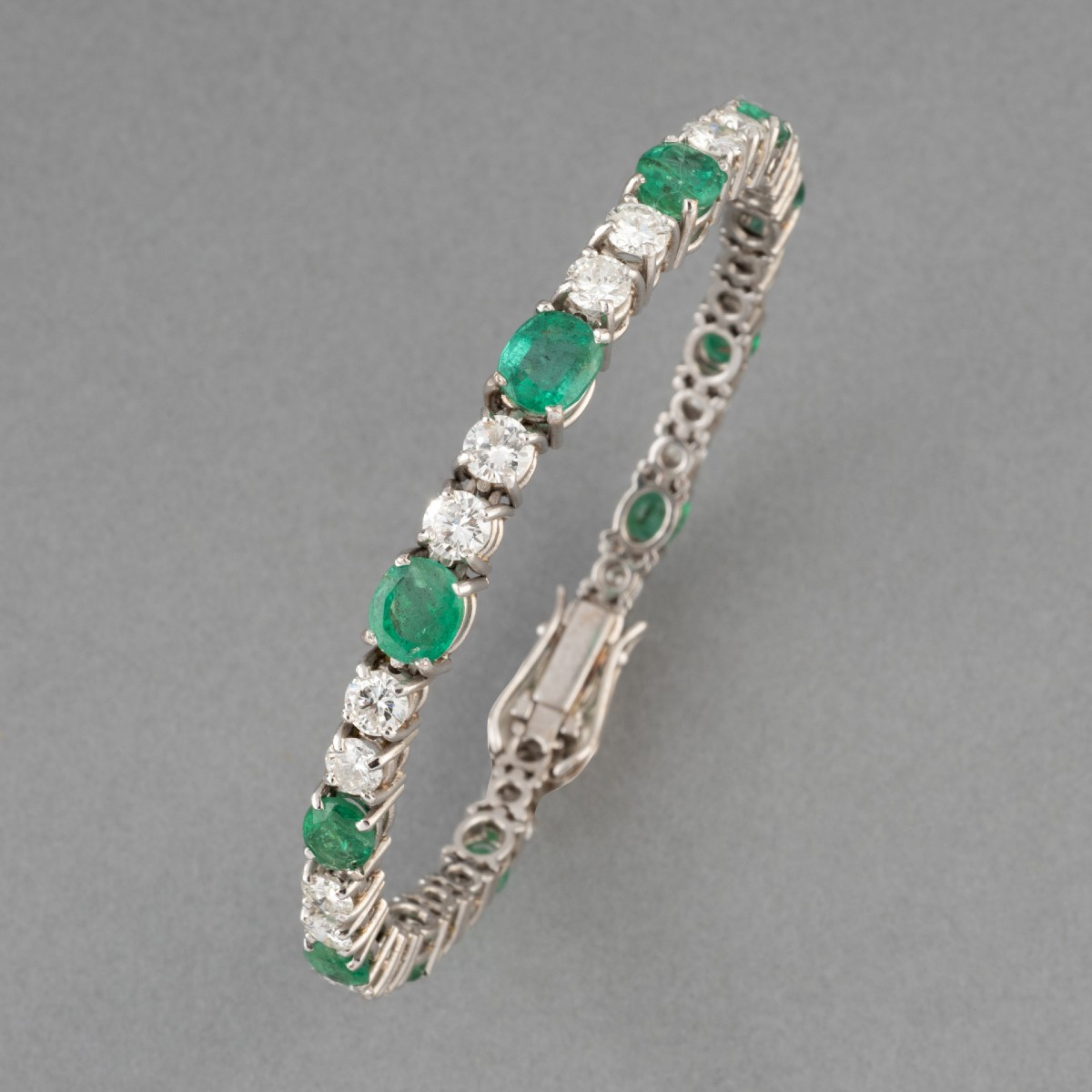 Vintage French Bracelet In Diamonds And Emeralds