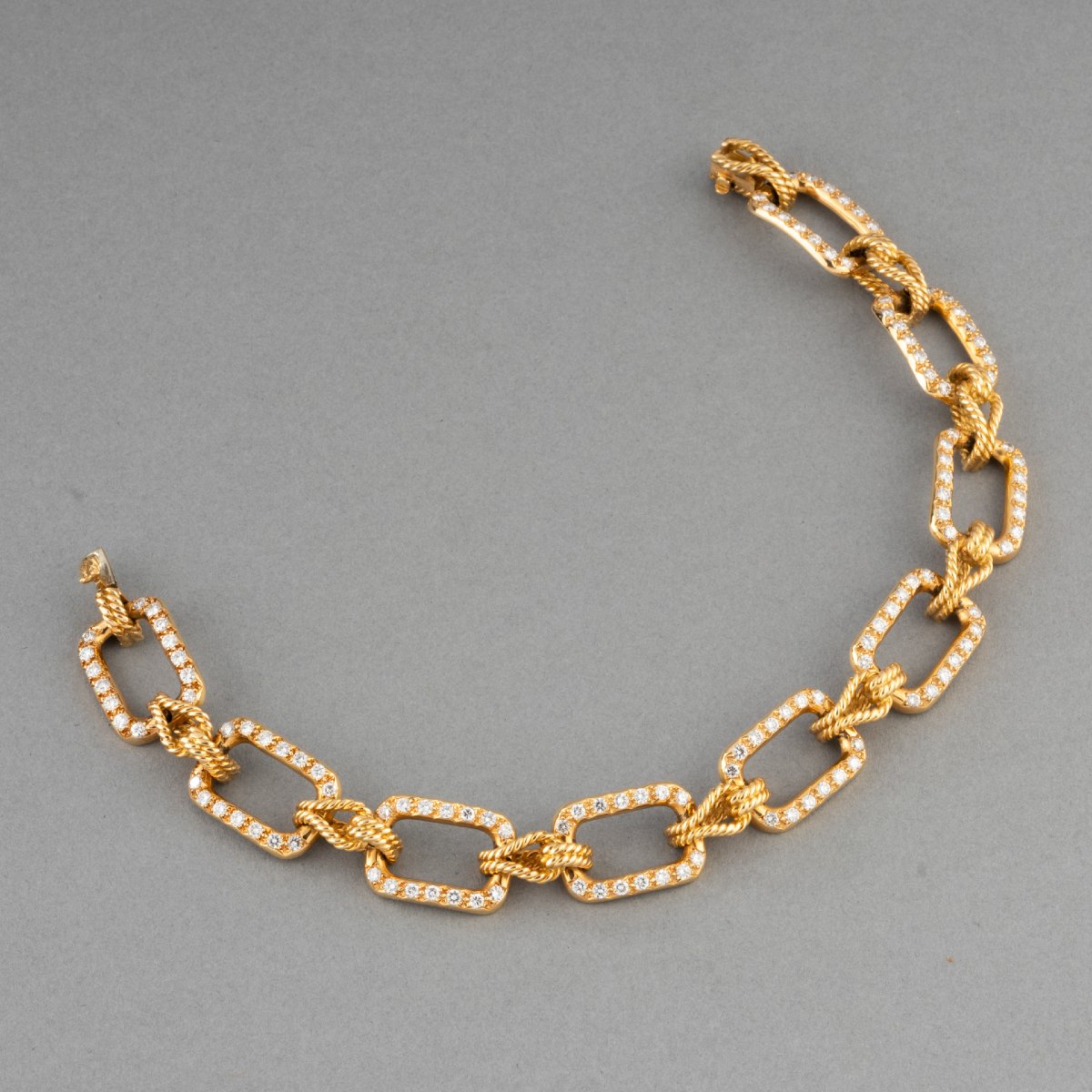 Gaetan De Percin Vintage French Bracelet In Gold And Diamonds-photo-4