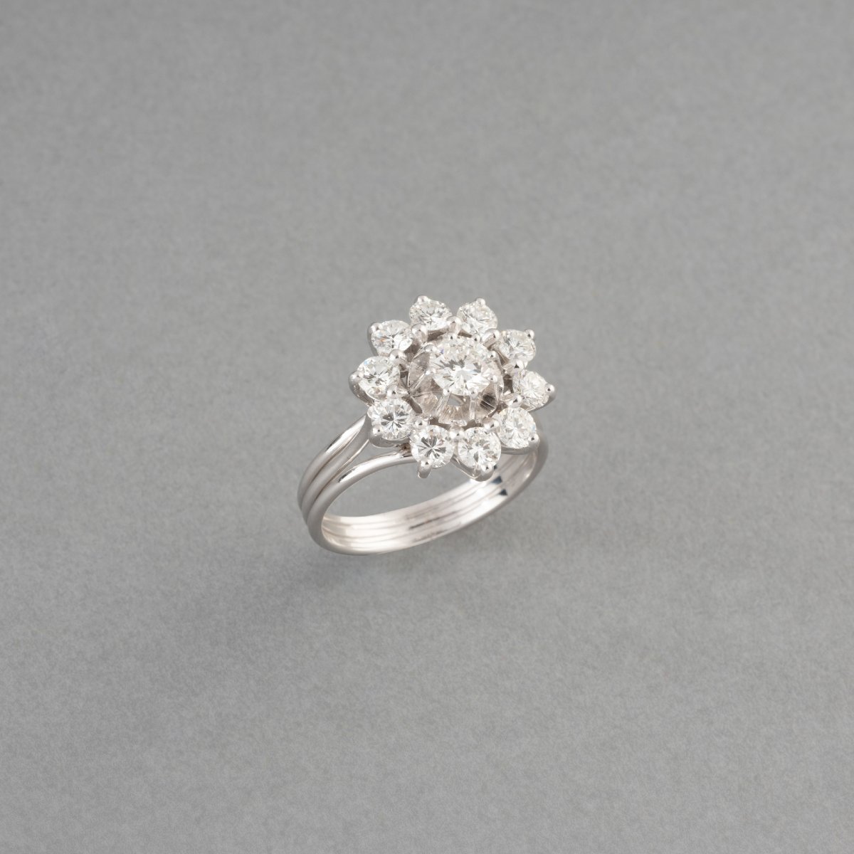 Bague Française Vintage en Or et Diamants-photo-1