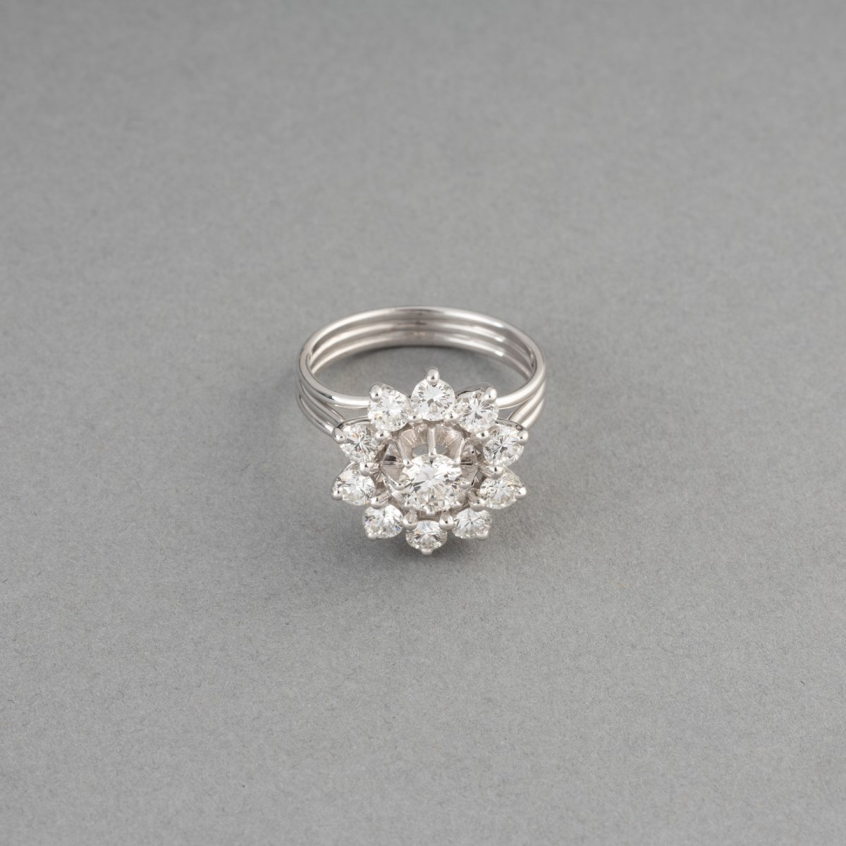 Bague Française Vintage en Or et Diamants-photo-2