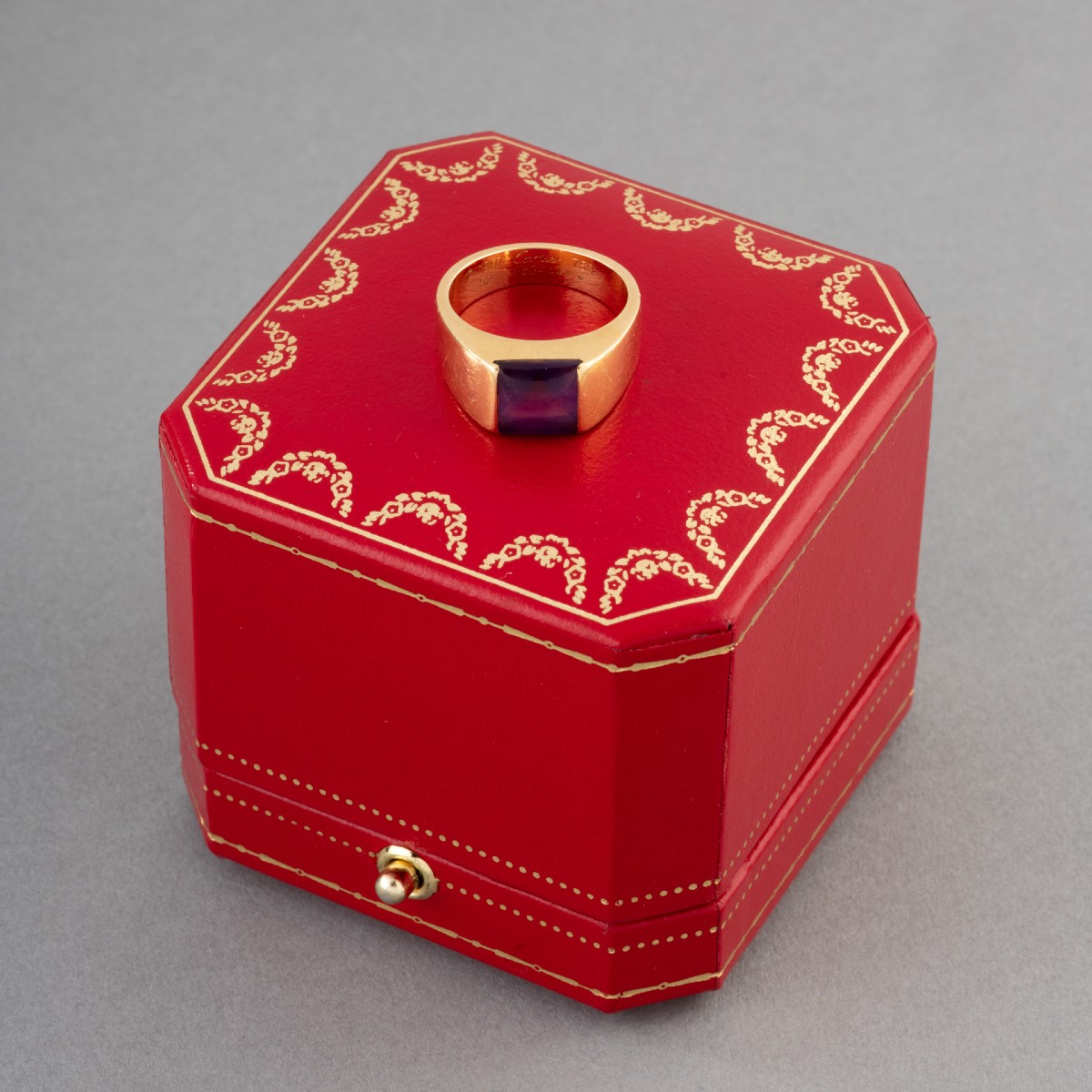Cartier Gold And Amethyst Ring