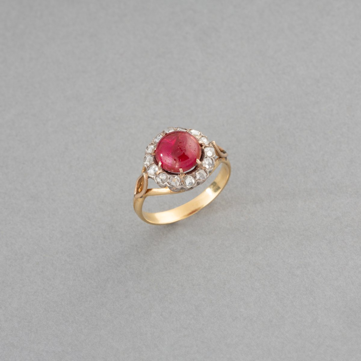 Antique Gold Ruby And Diamond Ring-photo-1