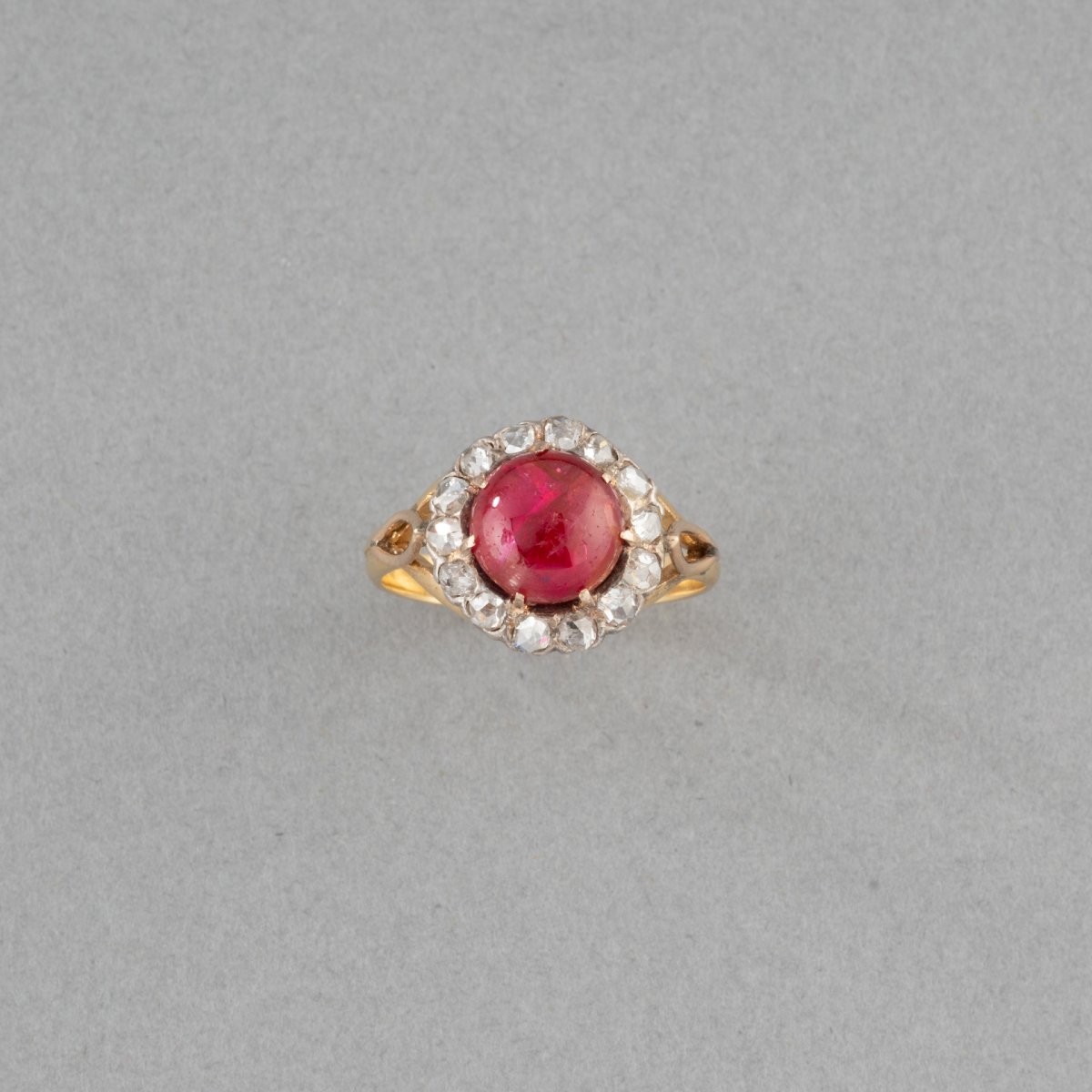 Antique Gold Ruby And Diamond Ring-photo-2