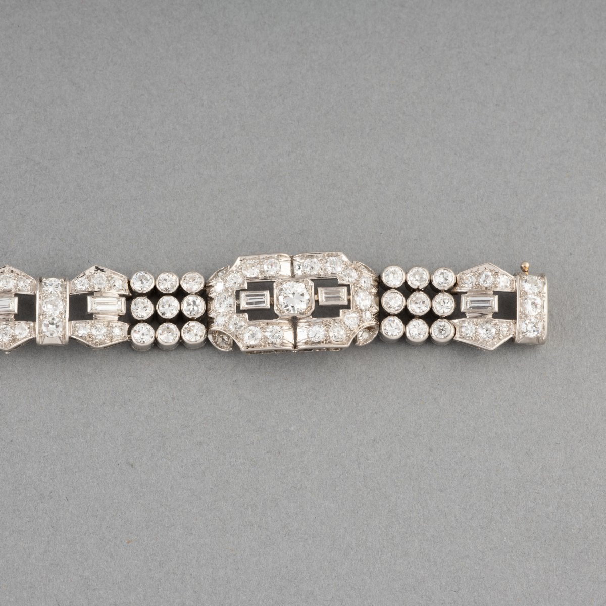 Bracelet Français Art Déco en Platine et 9 Carats de Diamants-photo-2