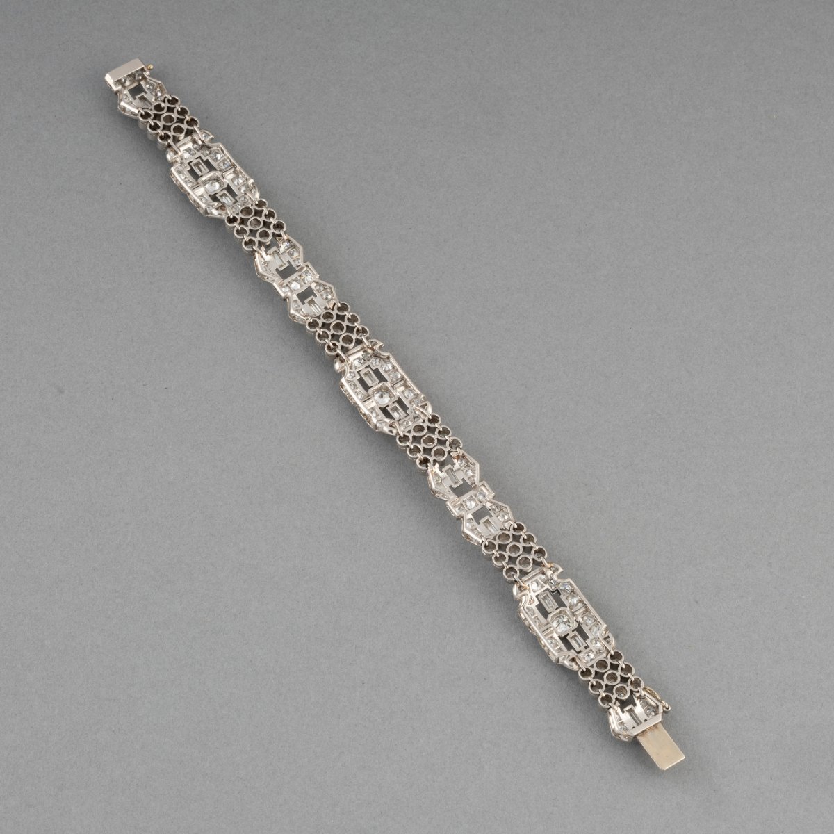 Bracelet Français Art Déco en Platine et 9 Carats de Diamants-photo-3