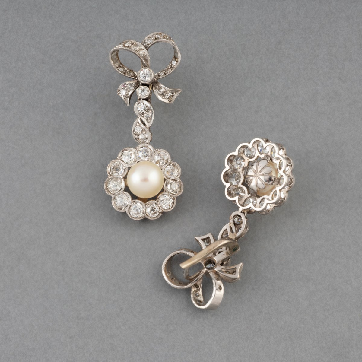 Boucles D'oreilles Anciennes en Or Diamants et Perles-photo-3